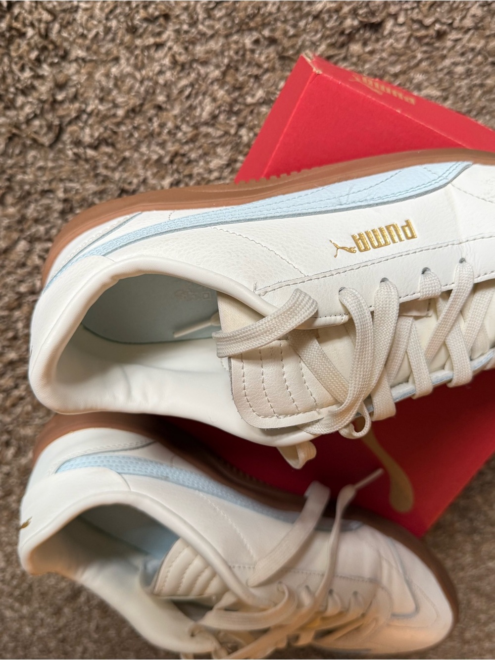 Sperry Women's White & Light Blue Leather Sneaker with Gum Sole